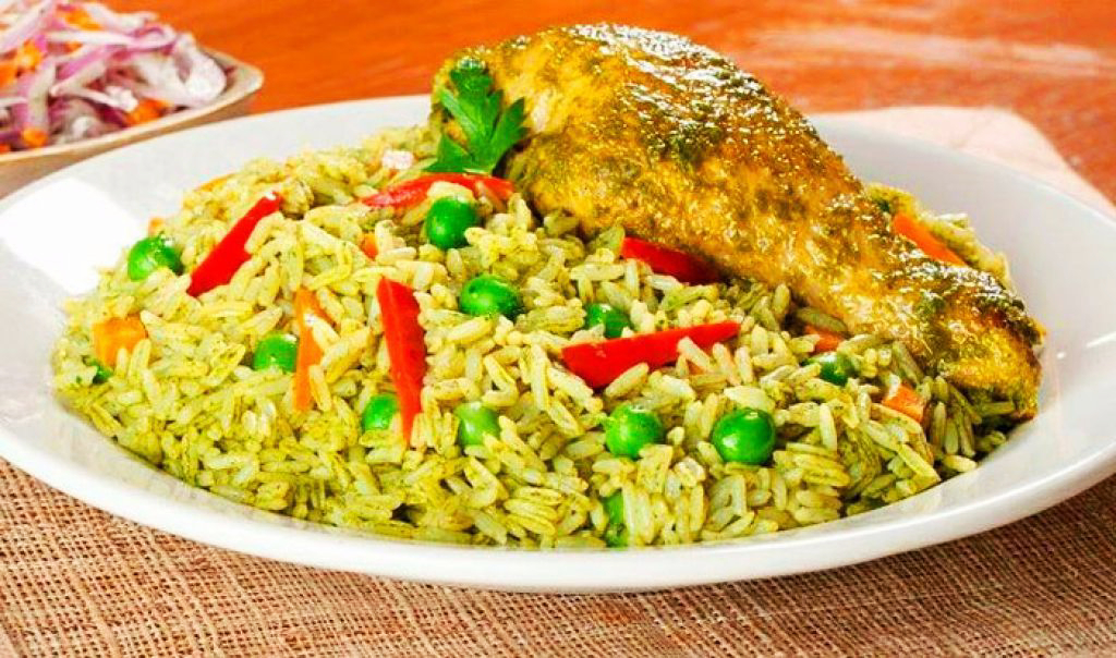 Arroz con pollo credits to comidaperuana.org