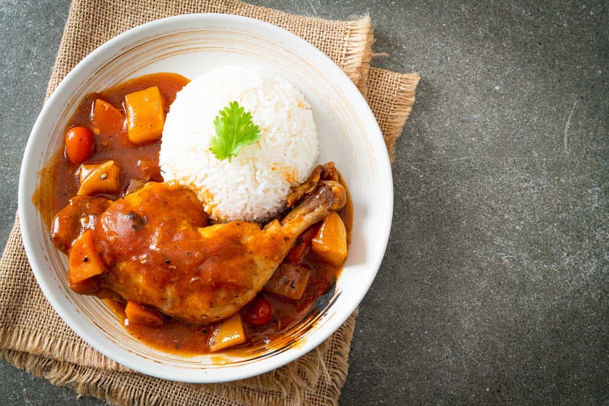 Estofado de pollo, credits to amigofoods.com