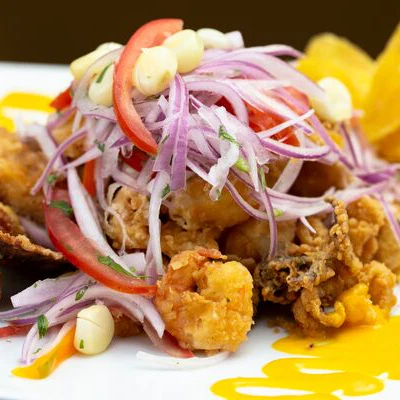 Peruvian jalea, a seafood dish. Credits to amigofoods